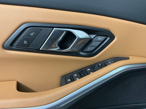 Certified 2025 BMW 330i Sedan w/ M Sport Package image 21