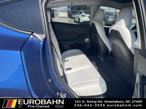 Used 2024 Tesla Model Y Performance image 18