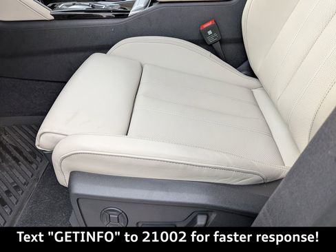 Certified 2025 Audi Q5 Premium Plus image 22