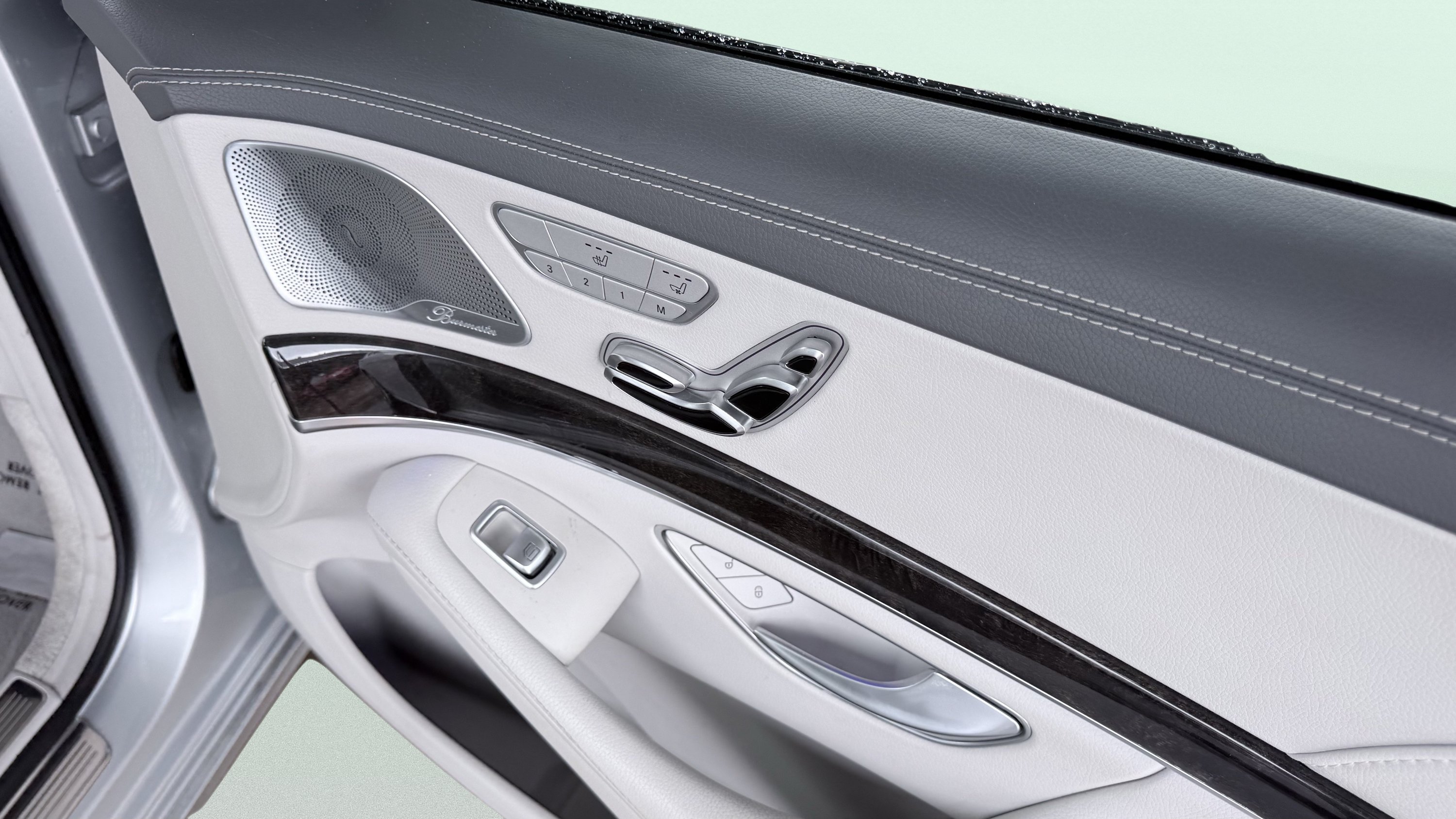 Used 2017 Mercedes-Benz S 550e image 36