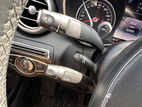 Used 2018 Mercedes-Benz C 300 4MATIC Sedan image 22