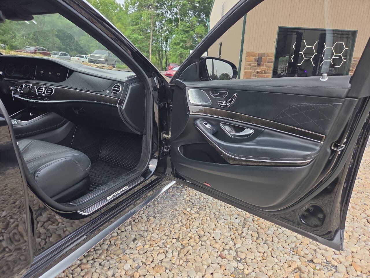 Used 2016 Mercedes-Benz S 63 AMG 4MATIC Sedan image 32