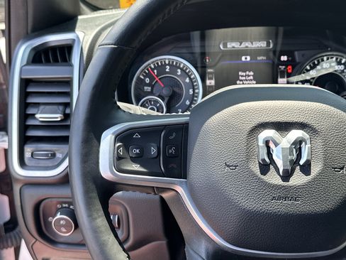 Used 2023 RAM 1500 Big Horn AWD/4WD image 28