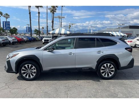 Certified 2025 Subaru Outback Limited AWD/4WD image 2