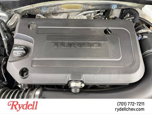 Used 2023 Buick Envision Avenir AWD/4WD image 19