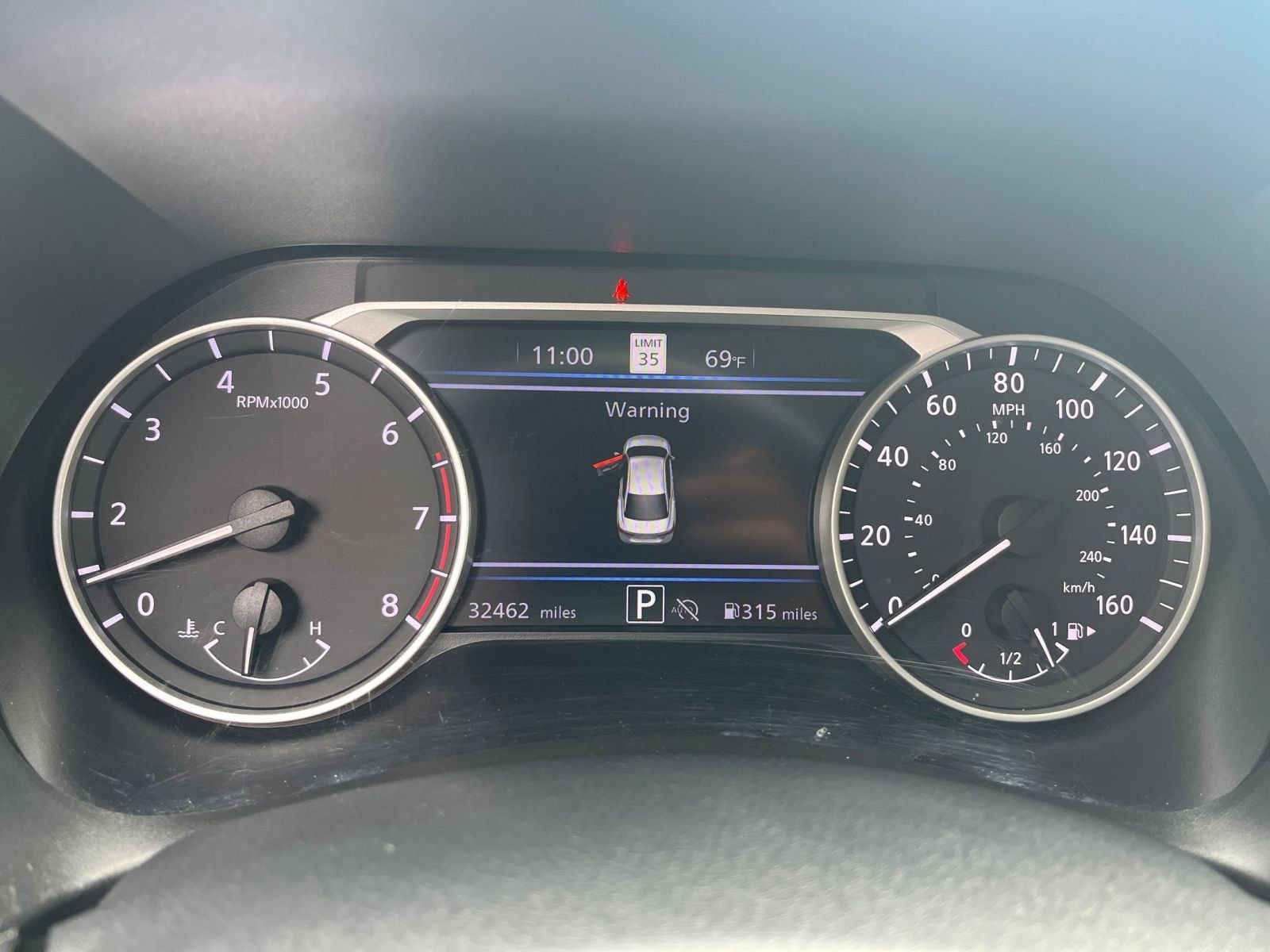 Used 2025 Nissan Sentra SV FWD image 37