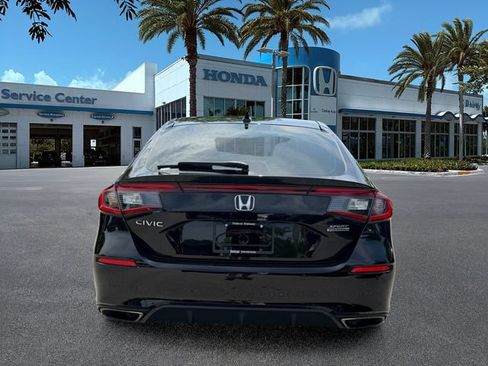 Certified 2024 Honda Civic Sport Touring image 7