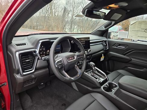 New 2025 GMC Canyon Elevation w/ Convenience Package image 2