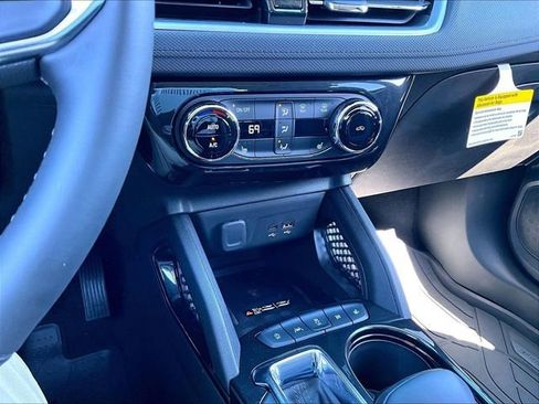 New 2026 Chevrolet TrailBlazer LT w/ Convenience Package FWD image 21