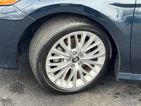 Used 2018 Toyota Camry XLE image 42