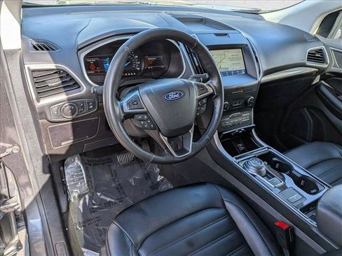 Used 2020 Ford Edge SEL w/ Convenience Package FWD image 9