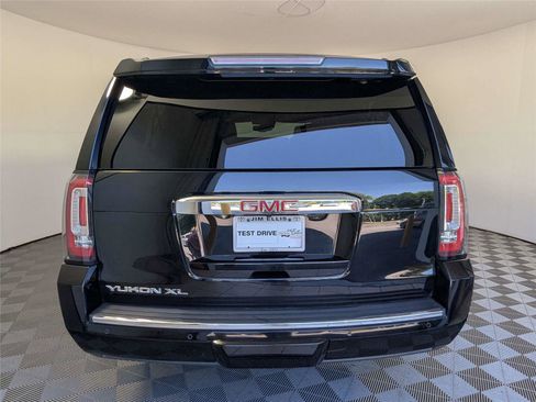 Used 2020 GMC Yukon XL Denali w/ Open Road Package AWD/4WD image 5