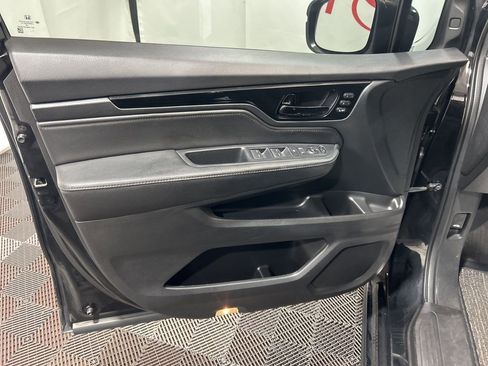 Used 2022 Honda Odyssey Touring image 28