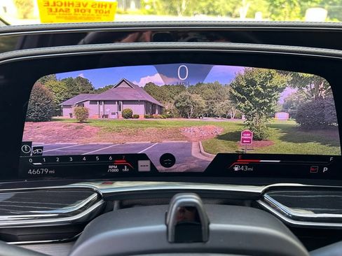 Used 2024 Cadillac Escalade ESV V w/ LPO, Floor Liner Package AWD/4WD image 30
