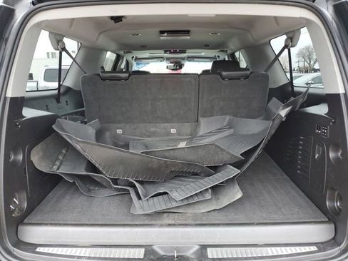 Used 2018 Chevrolet Suburban Premier image 35