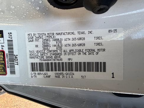 Used 2026 Toyota Sequoia Platinum image 30