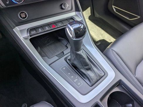Used 2021 Audi Q3 2.0T Premium Plus w/ Premium Plus Package AWD/4WD image 13