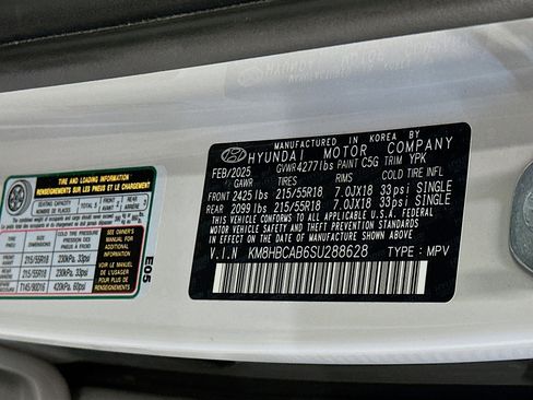 Used 2025 Hyundai Kona SEL image 12