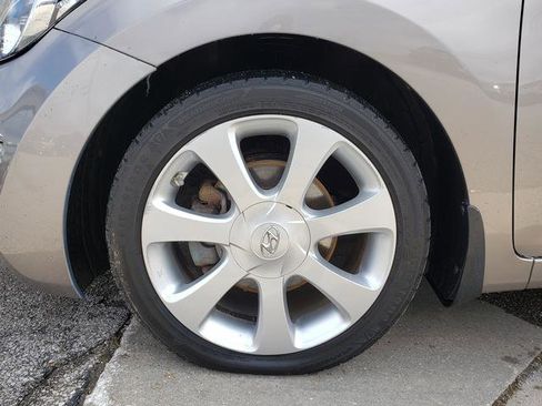 Used 2013 Hyundai Elantra Limited image 27