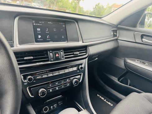 Used 2018 Kia Optima LX FWD image 13
