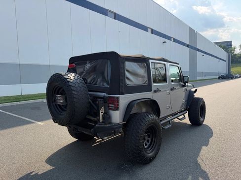 Used 2016 Jeep Wrangler Unlimited Sport w/ Quick Order Package 24S AWD/4WD image 4