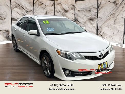 Used 2012 Toyota Camry SE FWD image 3