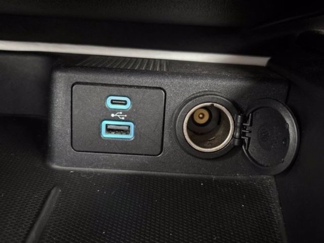 Used 2022 Ford Escape SE FWD image 24
