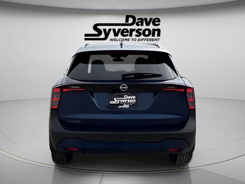 New 2025 Nissan Kicks SV w/ SV Premium Package image 3