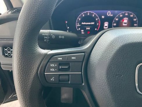 Certified 2023 Honda Accord EX image 10