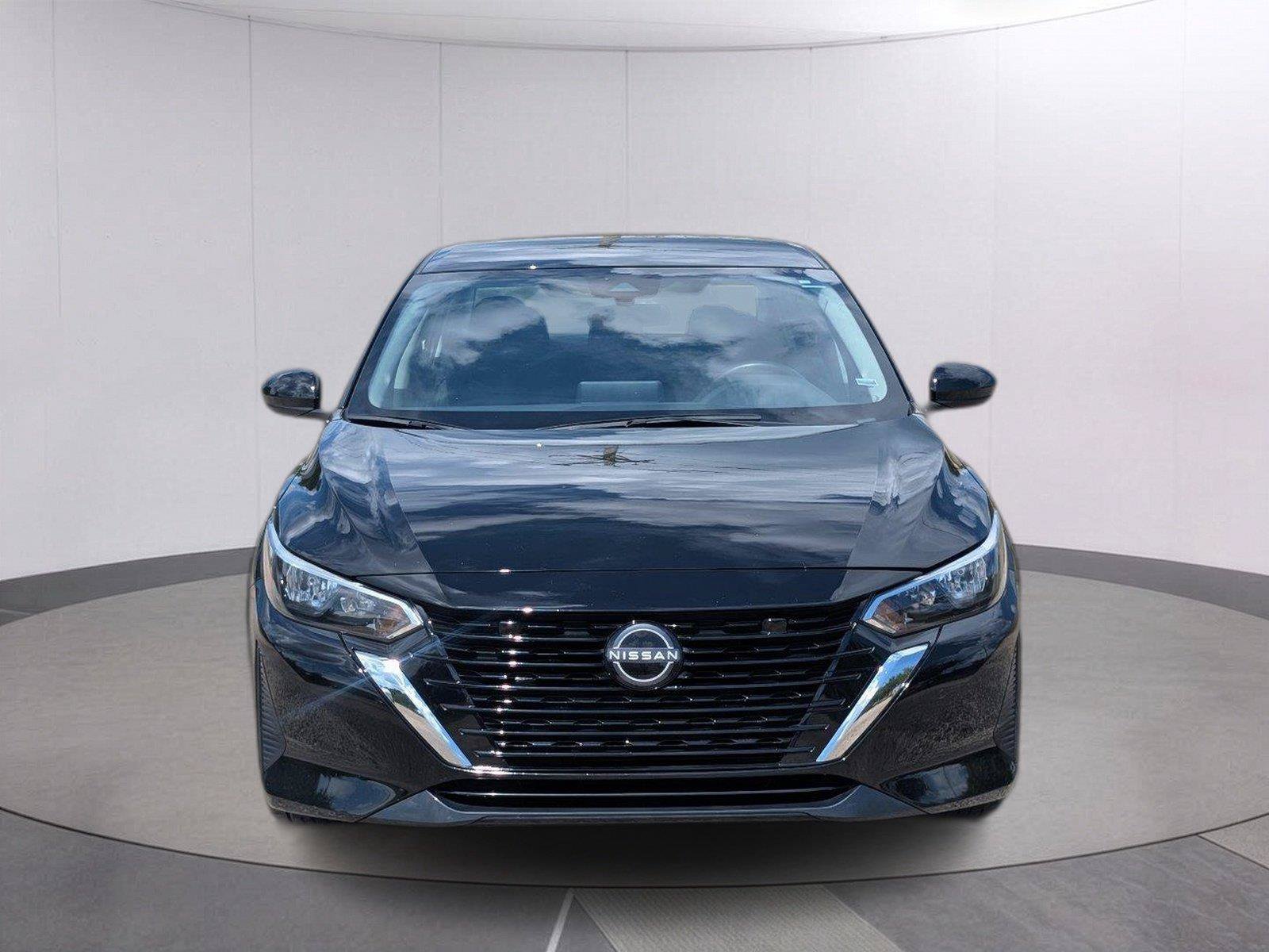 Used 2025 Nissan Sentra SV FWD image 10