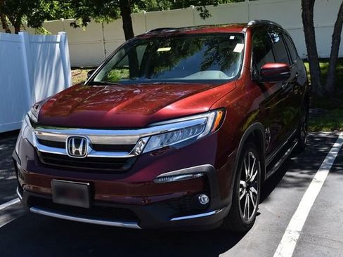 Used 2022 Honda Pilot Touring image 4