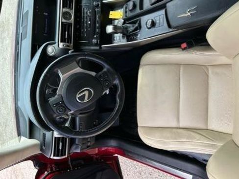 Used 2014 Lexus IS 250 w/ Premium Package RWD image 7