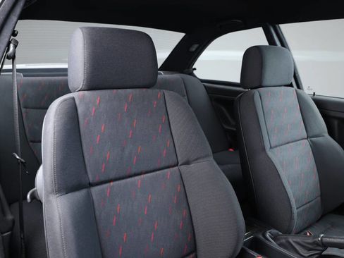 Used 1995 BMW M3 Coupe image 17