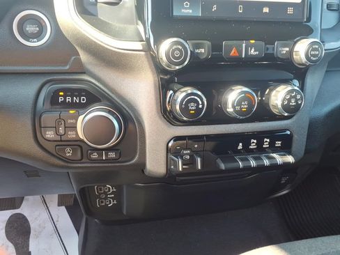 Used 2025 RAM 1500 Warlock AWD/4WD image 11