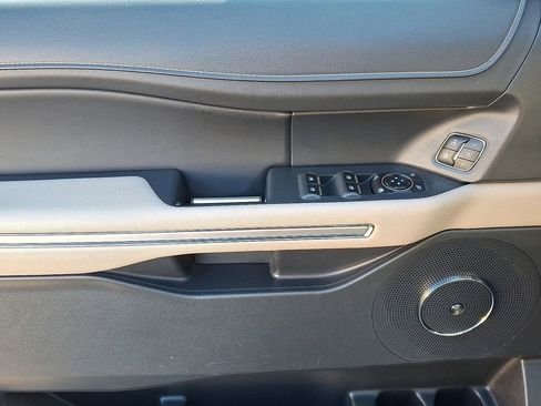 Certified 2023 Ford Expedition Limited image 12