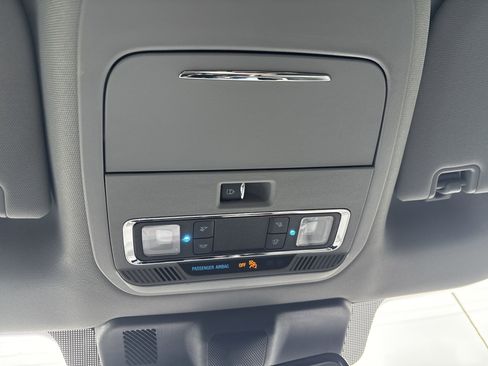 Used 2022 Ford F150 Lariat w/ Equipment Group 502A High image 31