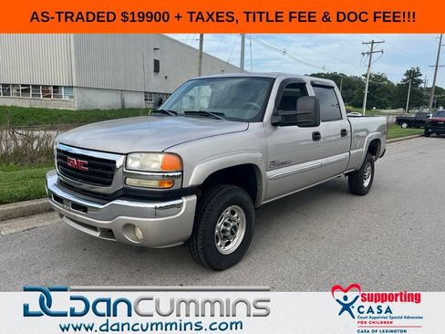 Used 2005 GMC Sierra 2500 SLE w/ Heavy-Duty Power Package AWD/4WD image 1