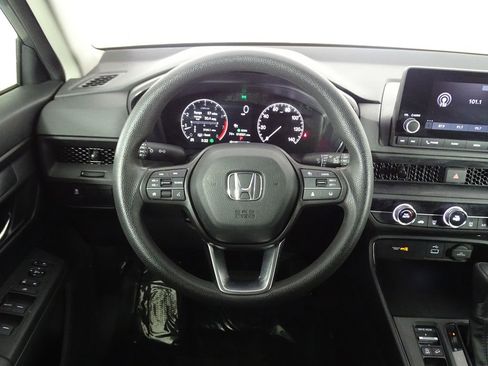 Used 2023 Honda CR-V LX image 18
