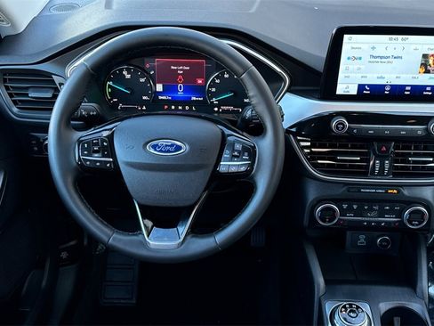 Certified 2021 Ford Escape SE w/ SE Sport Appearance Package image 14