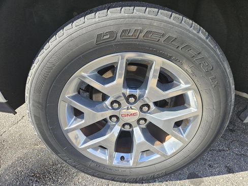 Used 2015 GMC Yukon XL SLT w/ Open Road Package image 28