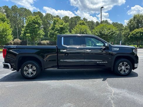 Used 2022 GMC Sierra 1500 SLT w/ SLT Convenience Package AWD/4WD image 25