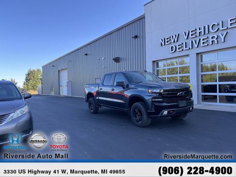 Used 2019 Chevrolet Silverado 1500 LT Trail Boss w/ Convenience Package image 1