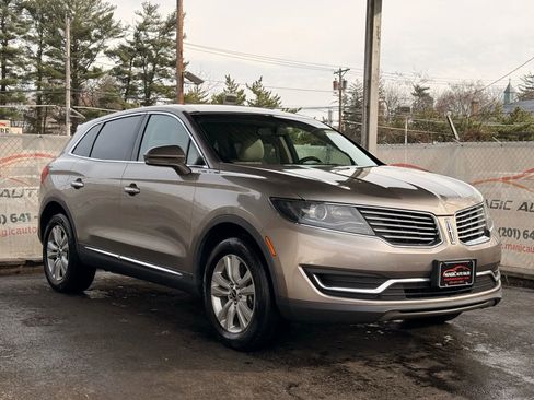 Used 2018 Lincoln MKX Premiere image 6