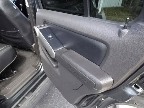 Used 2010 Ford Explorer XLT image 26