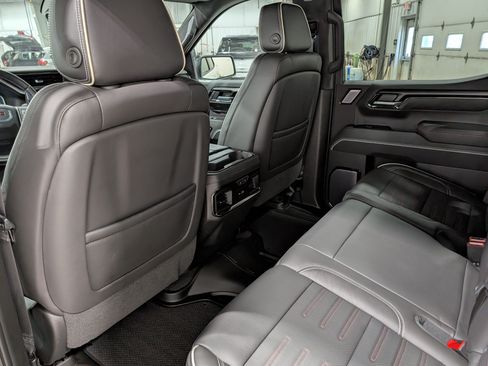 Used 2023 GMC Sierra 1500 AT4X AWD/4WD image 17