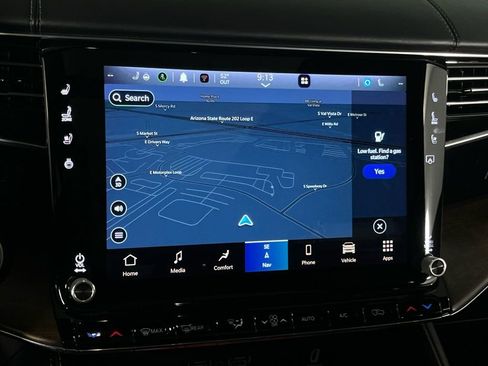 Certified 2022 Jeep Grand Wagoneer Series II w/ Convenience Group III image 17