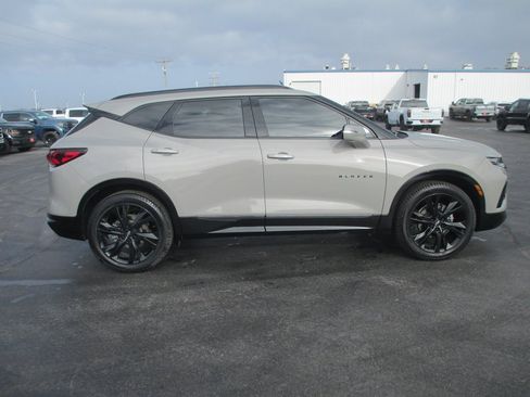 Certified 2021 Chevrolet Blazer RS w/ Enhanced Convenience Package image 4