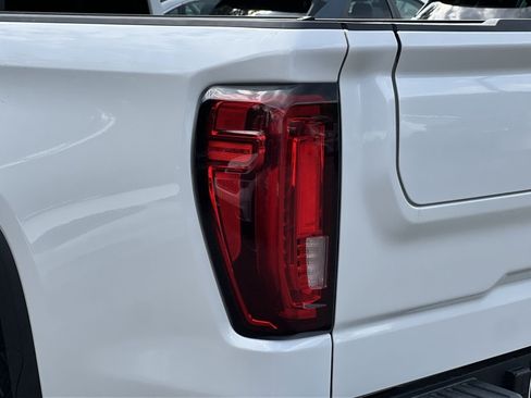 Used 2020 GMC Sierra 1500 Denali w/ Denali Ultimate Package AWD/4WD image 14