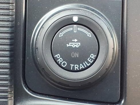 Used 2025 Ford F150 Raptor AWD/4WD image 20