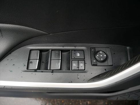 Certified 2022 Toyota RAV4 XLE Premium AWD/4WD image 16